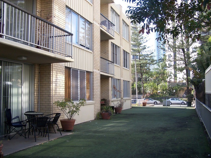 1/26 Aubrey, Surfers Paradise QLD 4217