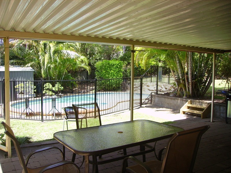 3 Tibor Court, Ashmore QLD 4214