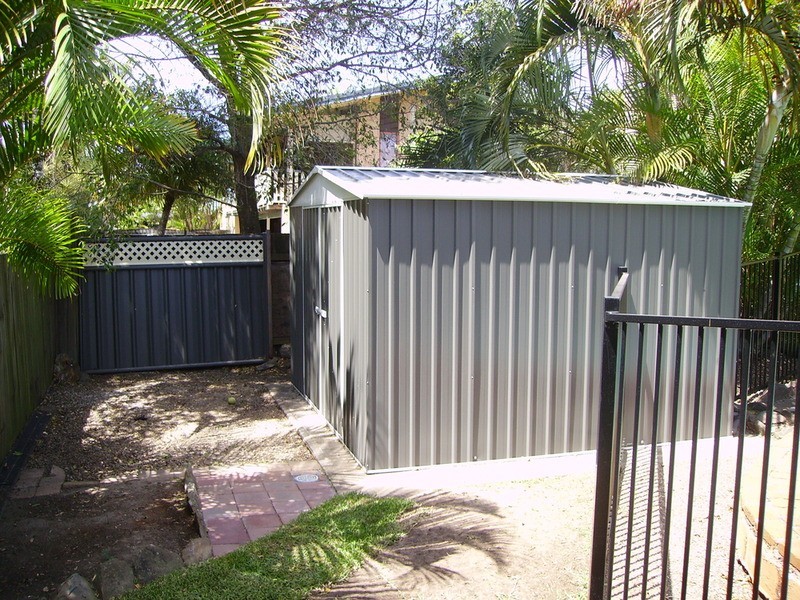 3 Tibor Court, Ashmore QLD 4214