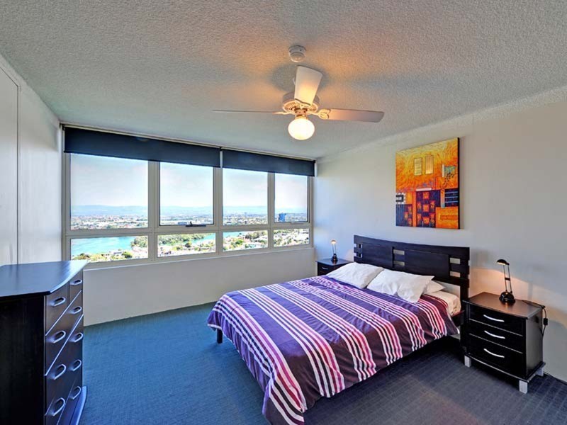 ‘Condor’ 2 Riverview Parade, Surfers Paradise QLD 4217
