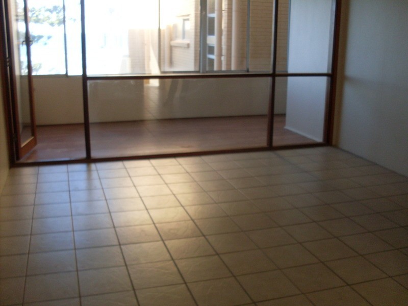 42 Old Burleigh Road, Surfers Paradise QLD 4217