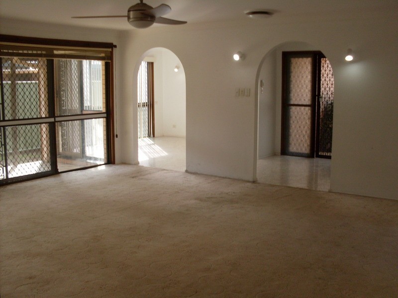 46 Campbell Street, Sorrento QLD 4217