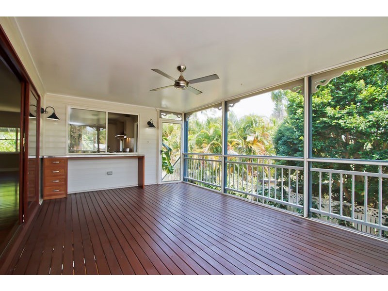 21 Mole Avenue, Southport QLD 4215