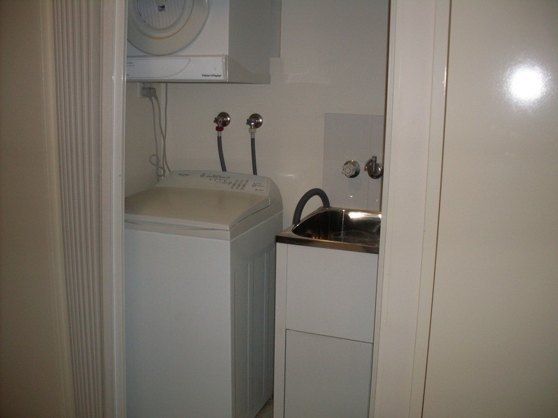 4 Proud  Street, Labrador QLD 4215