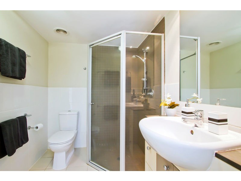 222/21 Cypress Avenue, Surfers Paradise QLD 4217