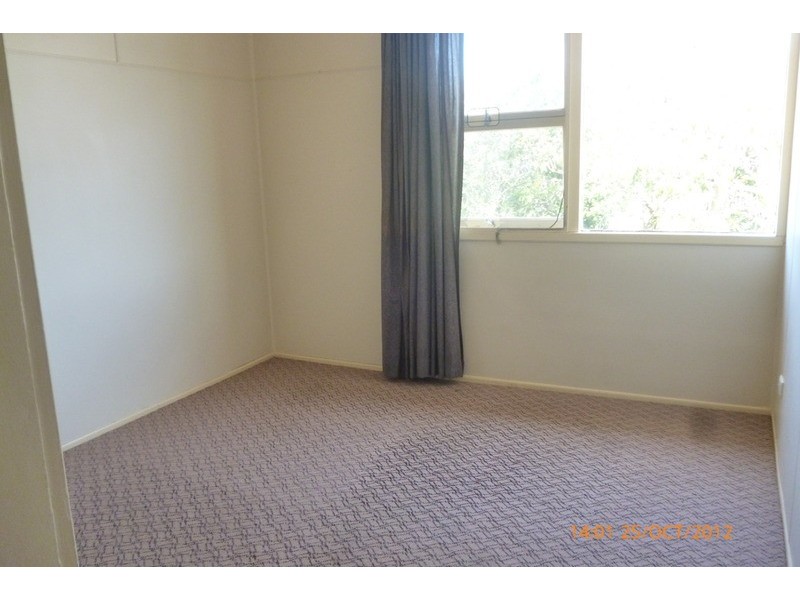 3/250 Stanhill  Drive, Chevron Island QLD 4217