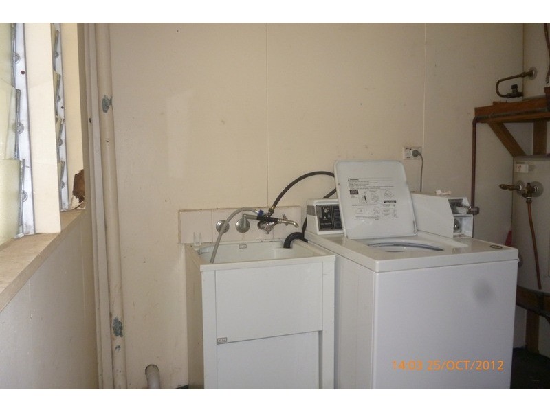 3/250 Stanhill  Drive, Chevron Island QLD 4217