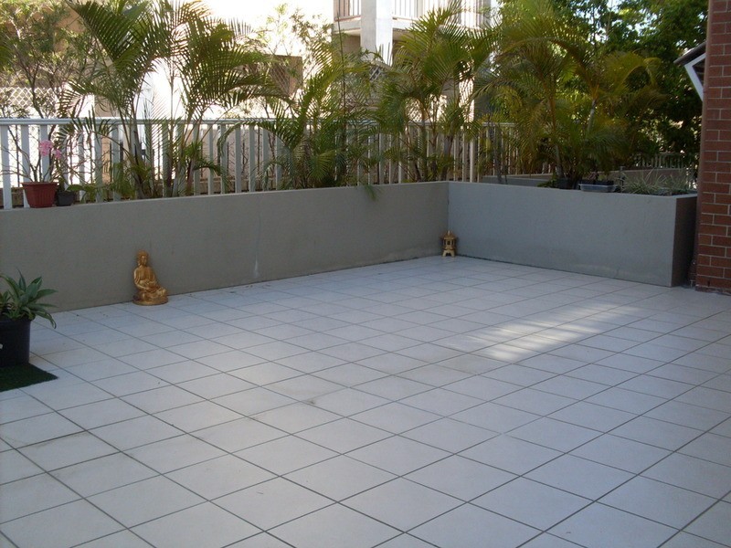 “Belle Largo”/27 Walton Street, Southport QLD 4215