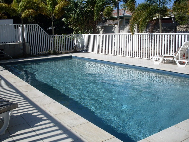 “Belle Largo”/27 Walton Street, Southport QLD 4215