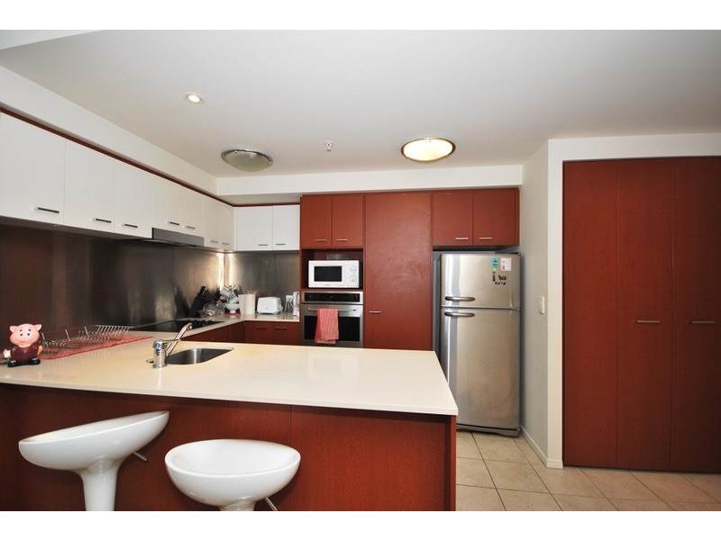CHEVRON RENAISSANCE 23 Ferny Avenue, Surfers Paradise QLD 4217