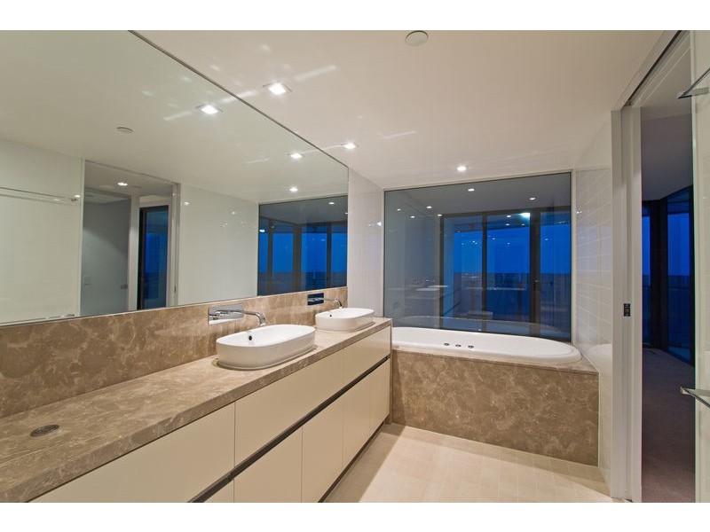 4-14 The Esplanade, Surfers Paradise QLD 4217