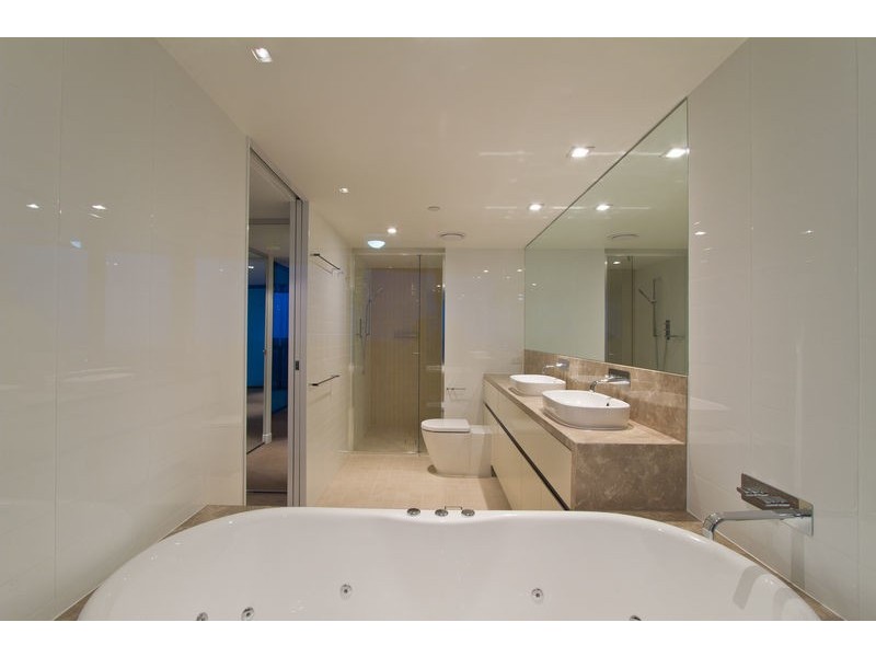 4-14 The Esplanade, Surfers Paradise QLD 4217