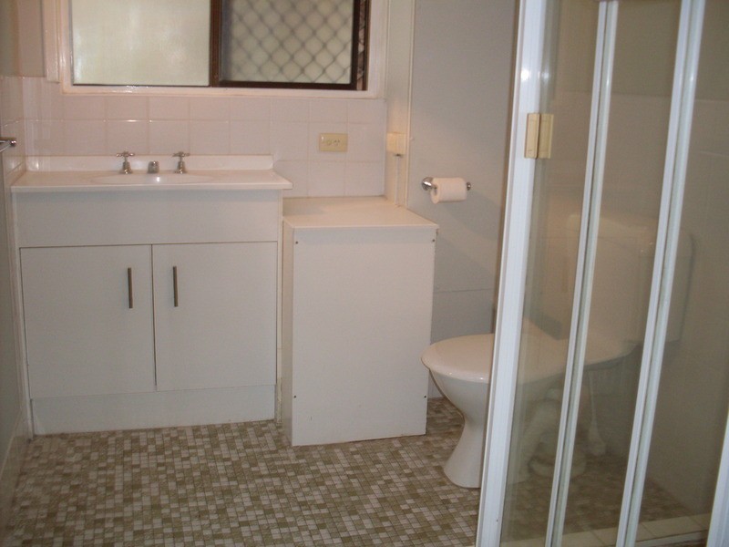 1/9 Cronin Avenue, Main Beach QLD 4217