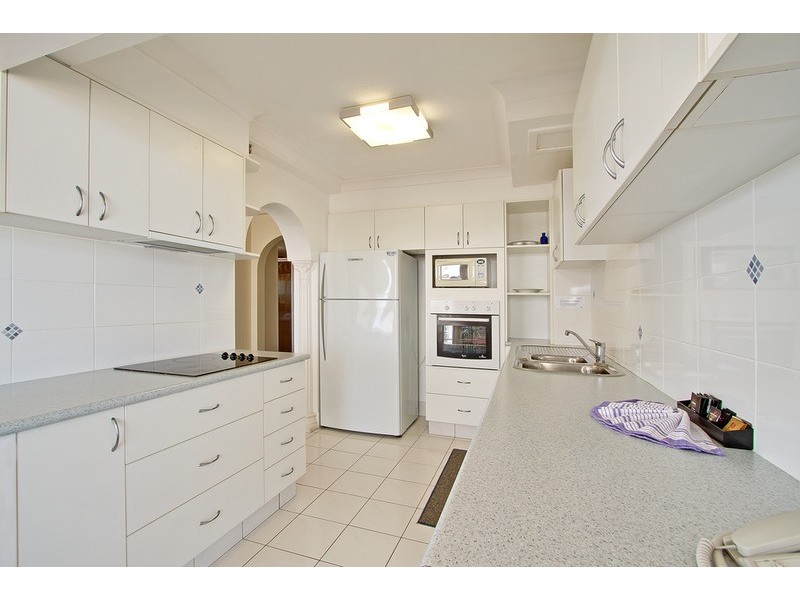 25E/80 The  Esplanade, Surfers Paradise QLD 4217