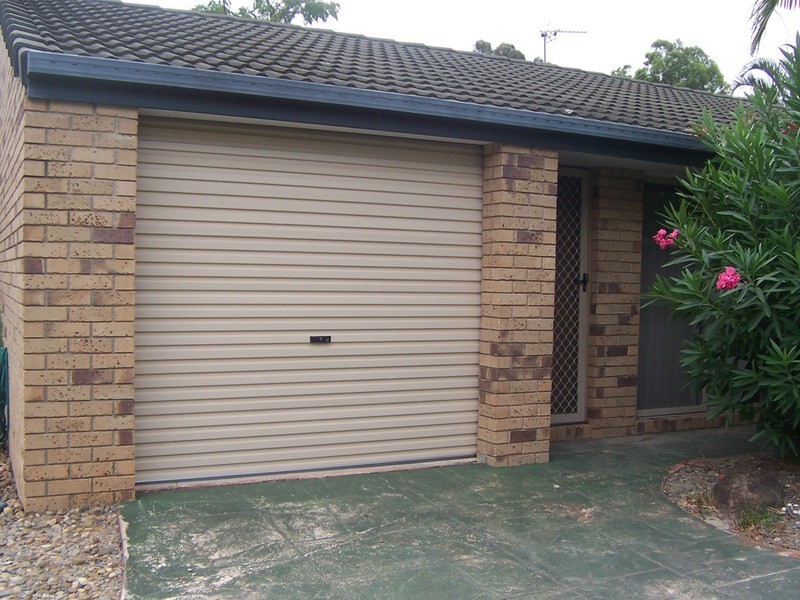 2 Golden Palms Court, Ashmore QLD 4214