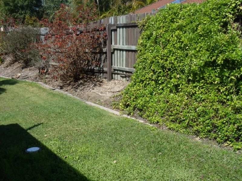 2 Golden Palms Court, Ashmore QLD 4214