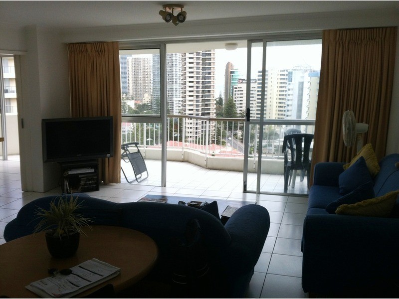 10 Vista Street, Surfers Paradise QLD 4217