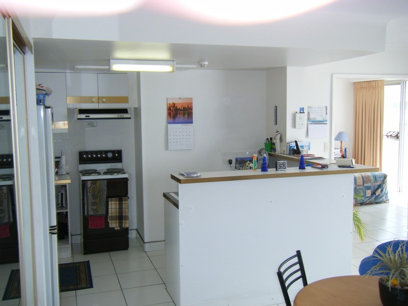 10 Vista Street, Surfers Paradise QLD 4217