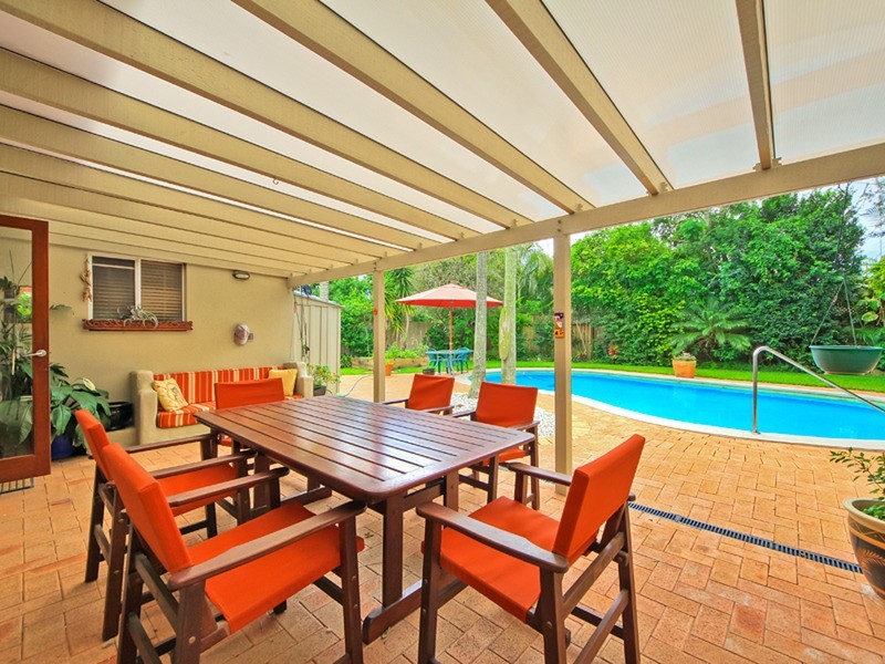 25 Jaguar Drive, Bundall QLD 4217