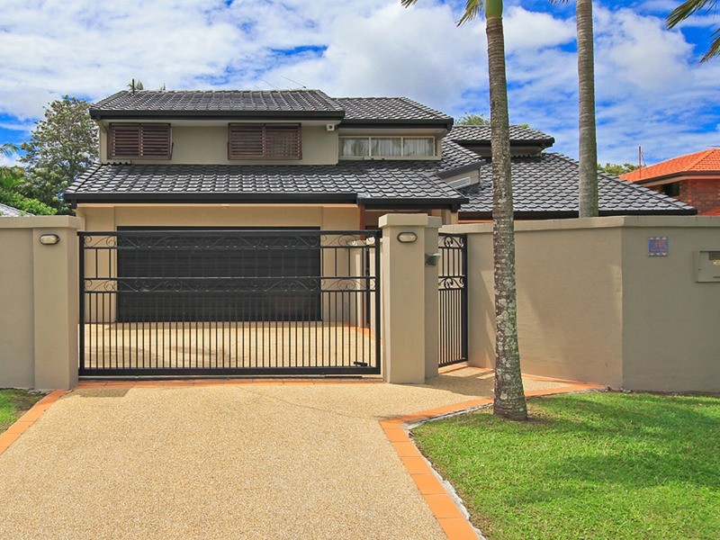 25 Jaguar Drive, Bundall QLD 4217