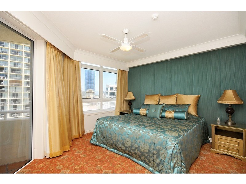 Unit 321/Moroccan Tower The Esplanade, Surfers Paradise QLD 4217
