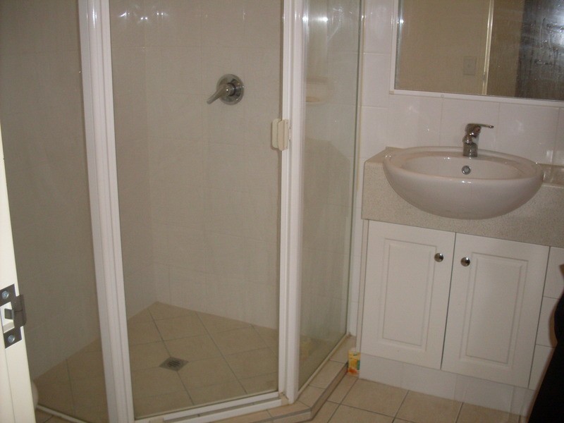 4 Proud  Street, Labrador QLD 4215