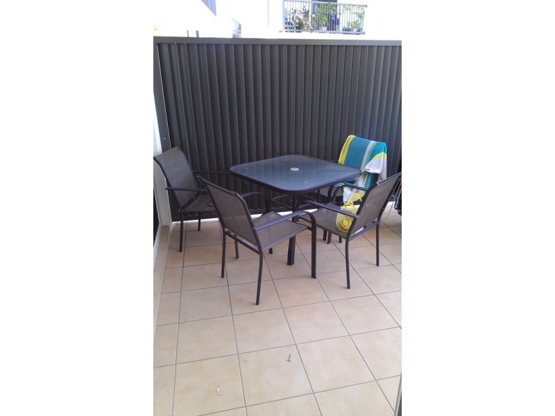 4 Proud  Street, Labrador QLD 4215