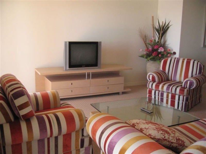 6 View Avenue, Surfers Paradise QLD 4217