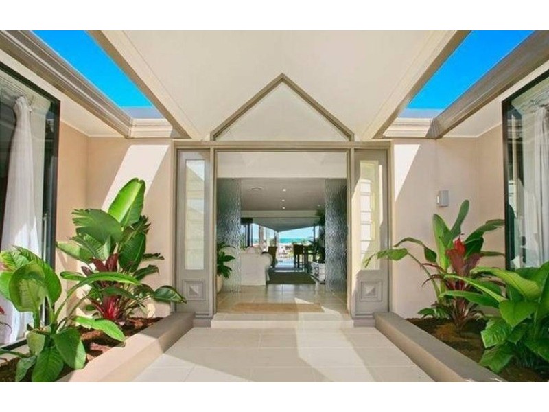 56 Blair Athol Crescent, Sorrento QLD 4217