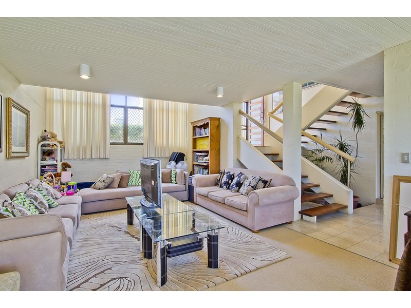 Paradise Waters QLD 4217