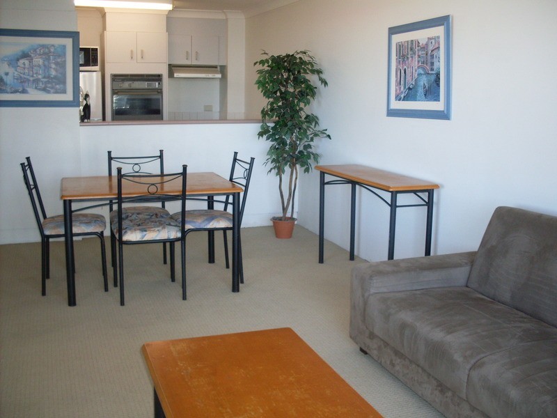 70 Remembrance Drive, Surfers Paradise QLD 4217