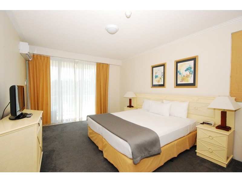 SUN CITY 3400 Surfers Paradise Boulevard, Surfers Paradise QLD 4217