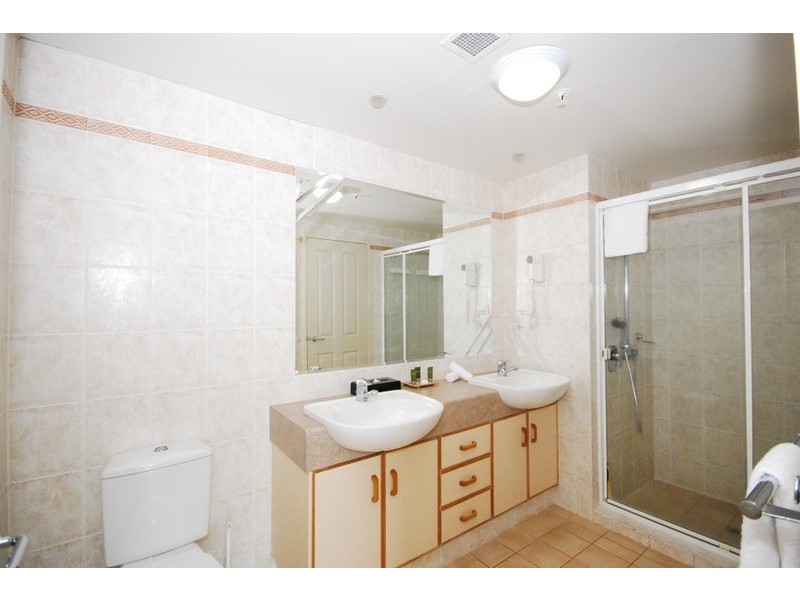 SUN CITY 3400 Surfers Paradise Boulevard, Surfers Paradise QLD 4217