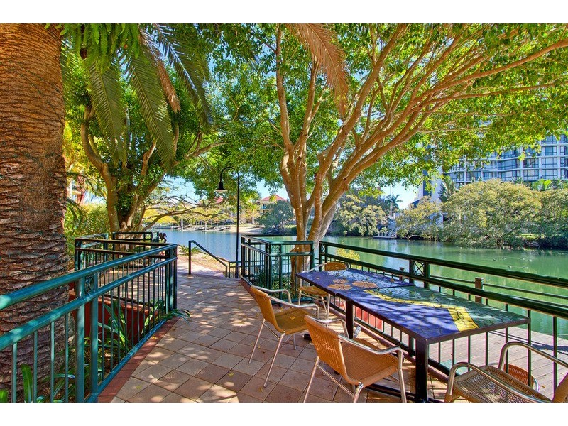 Unit 107 Paradise Island Resort, Surfers Paradise QLD 4217