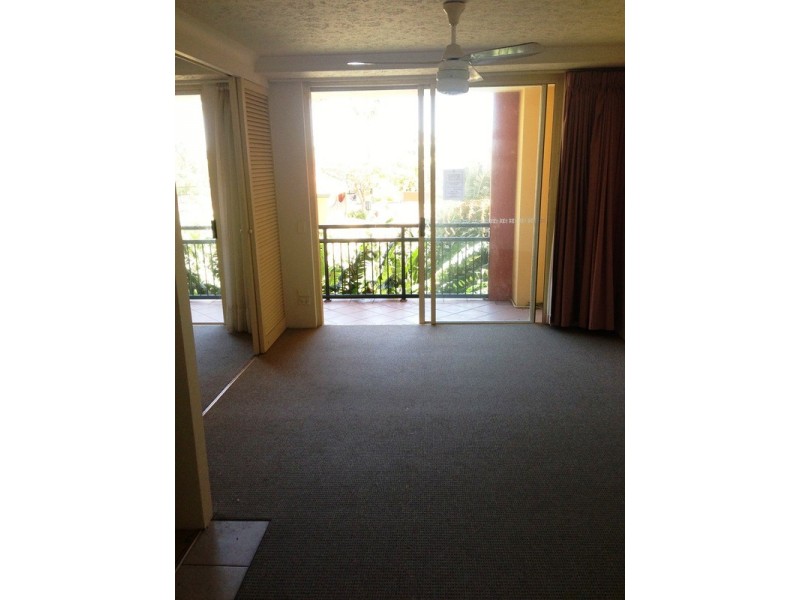 Unit 107 Paradise Island Resort, Surfers Paradise QLD 4217