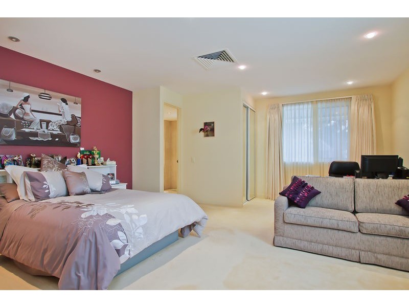 Benowa QLD 4217