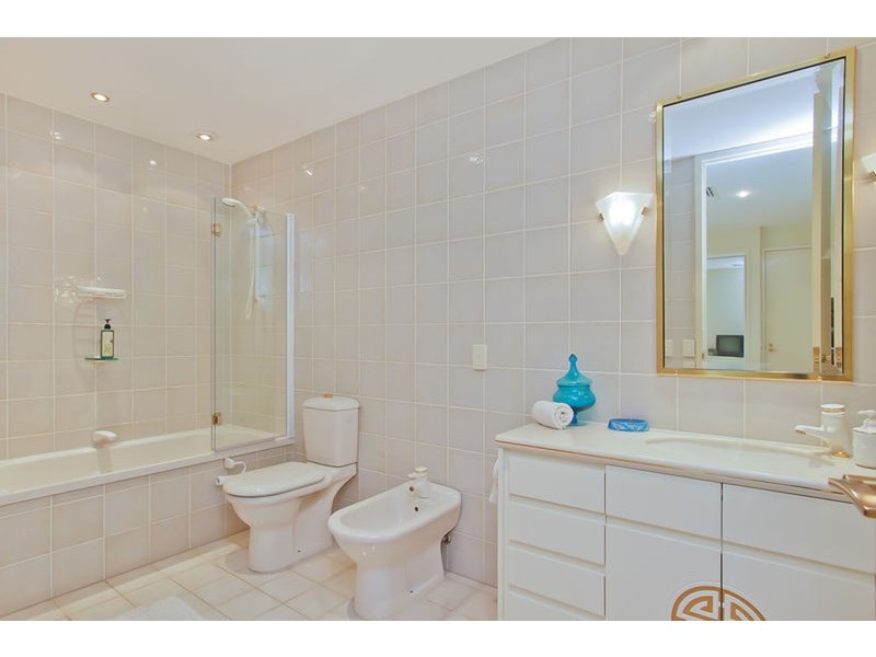Benowa QLD 4217