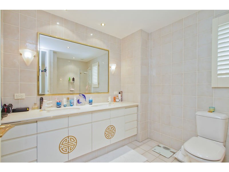 Benowa QLD 4217