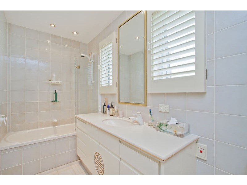 Benowa QLD 4217