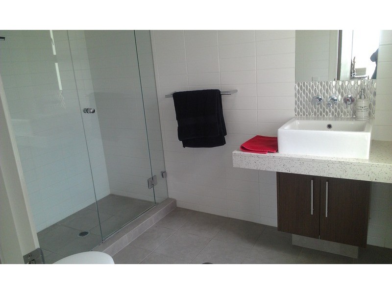 18  Fern  Street, Surfers Paradise QLD 4217