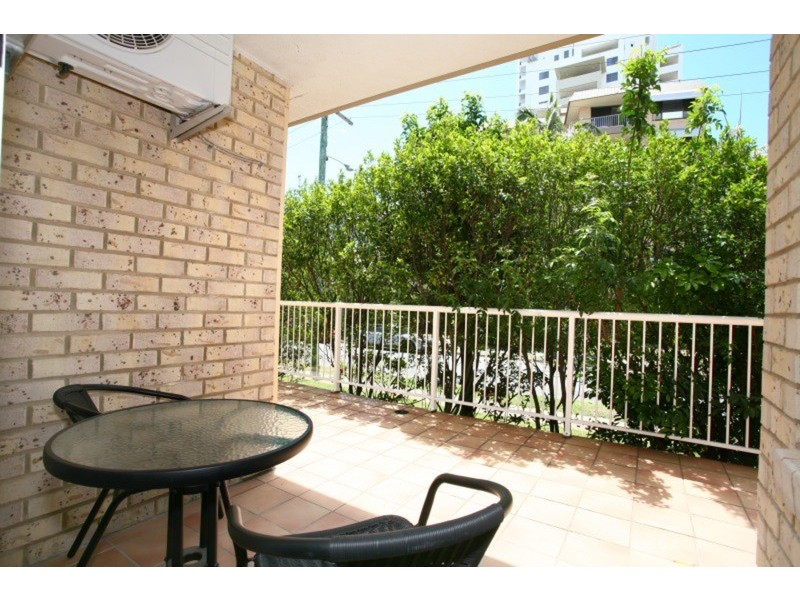 43 Cypress  Avenue, Surfers Paradise QLD 4217