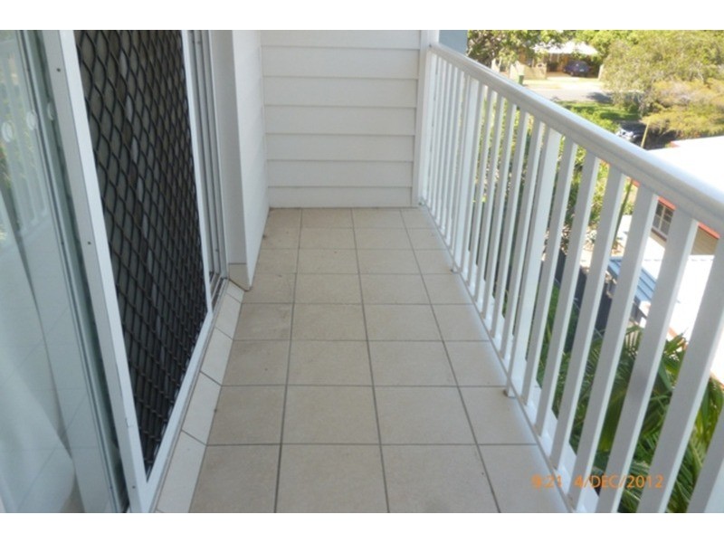 27 Walton  Street, Southport QLD 4215