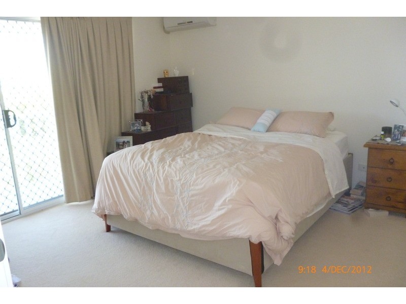 27 Walton  Street, Southport QLD 4215