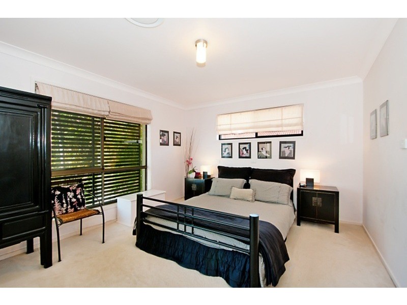 40 Campbell  Street, Sorrento QLD 4217