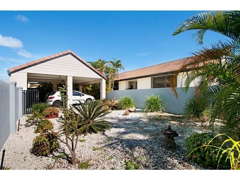 40 Campbell  Street, Sorrento QLD 4217