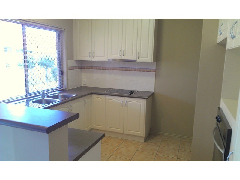 33 Sugargum Court, Molendinar QLD 4214