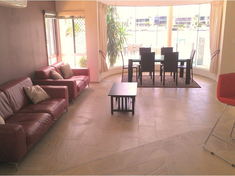 32A Sunset Boulevard, Surfers Paradise QLD 4217