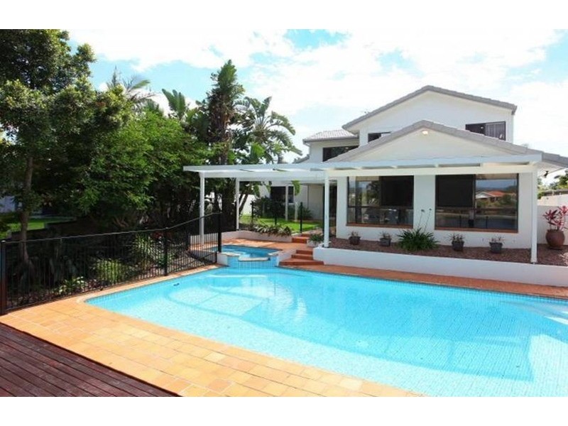 14 Forster Avenue, Sorrento QLD 4217