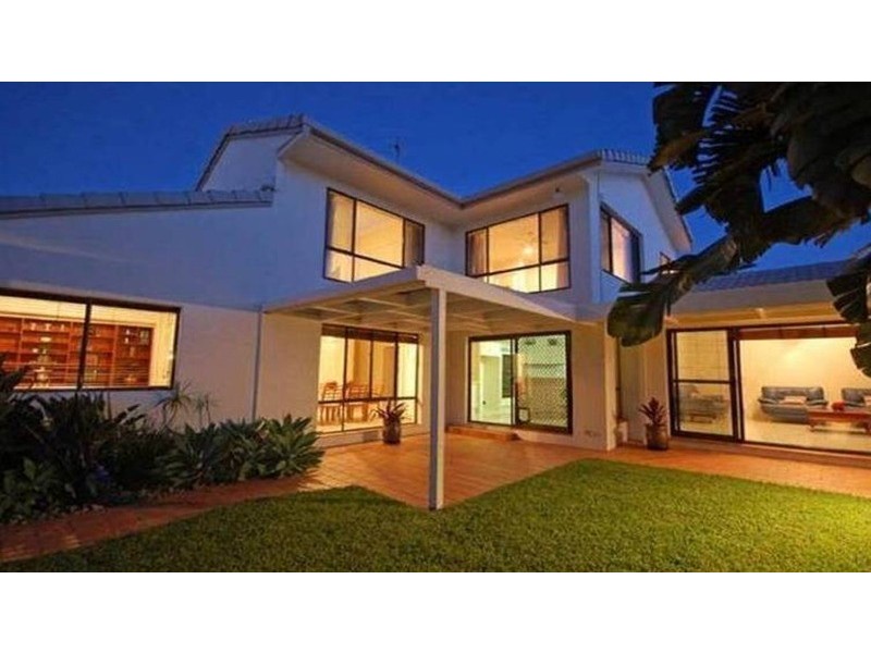 14 Forster Avenue, Sorrento QLD 4217