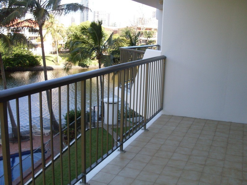 201/21  Peninsular  Drive, Surfers Paradise QLD 4217